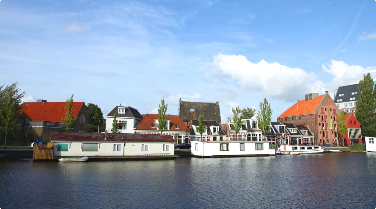 Onze autoverhuurservices bieden een gevarieerde selectie van voertuigen in Leeuwarden.